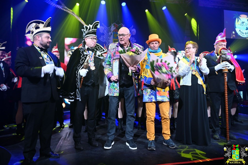 ../Images/Seniorencarnaval 2026 037.jpg